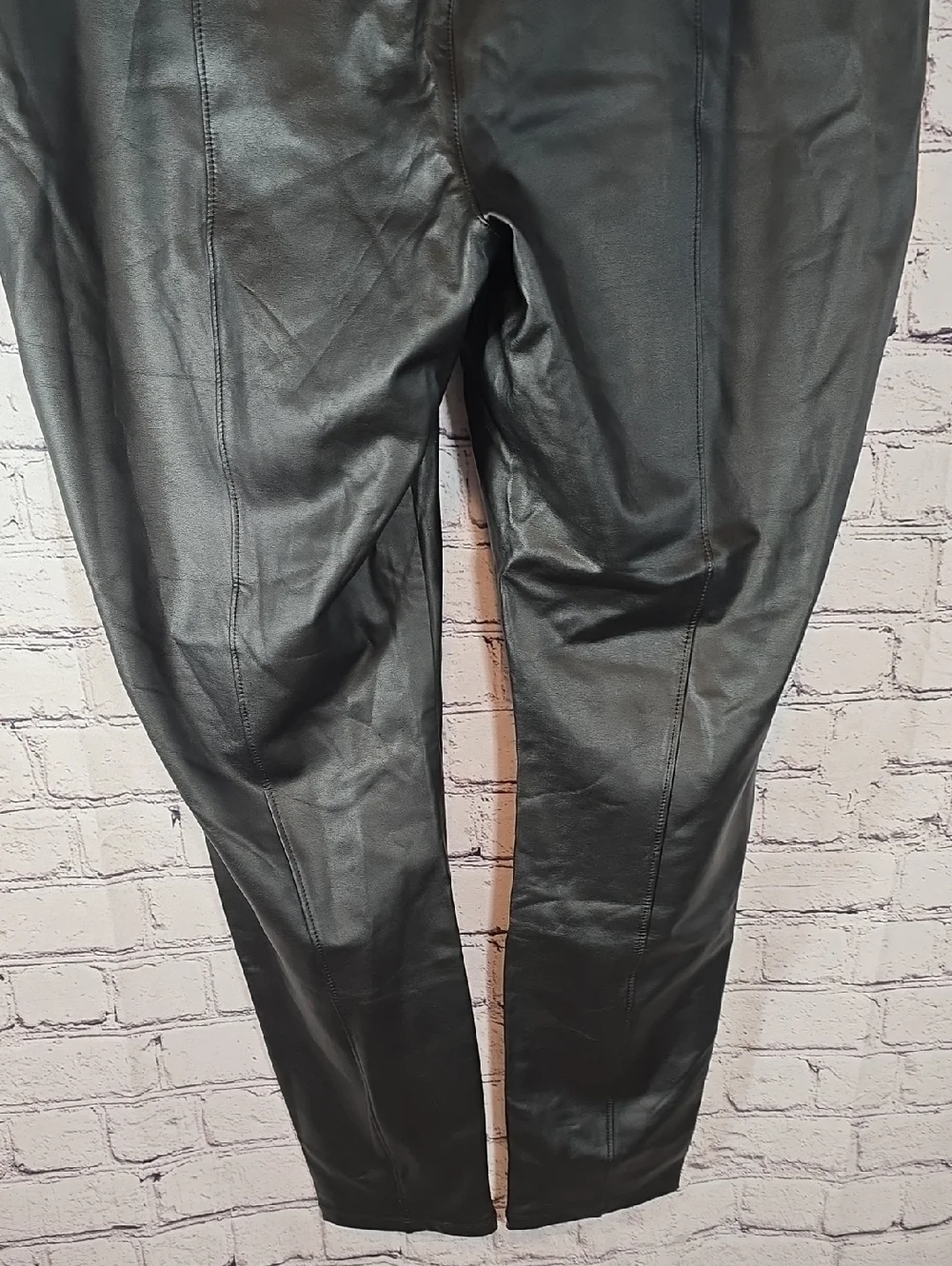 Rock & Republic Stretch Rx 'Fever' Black Faux Leather Leggings Size XXL - Picture 10 of 13